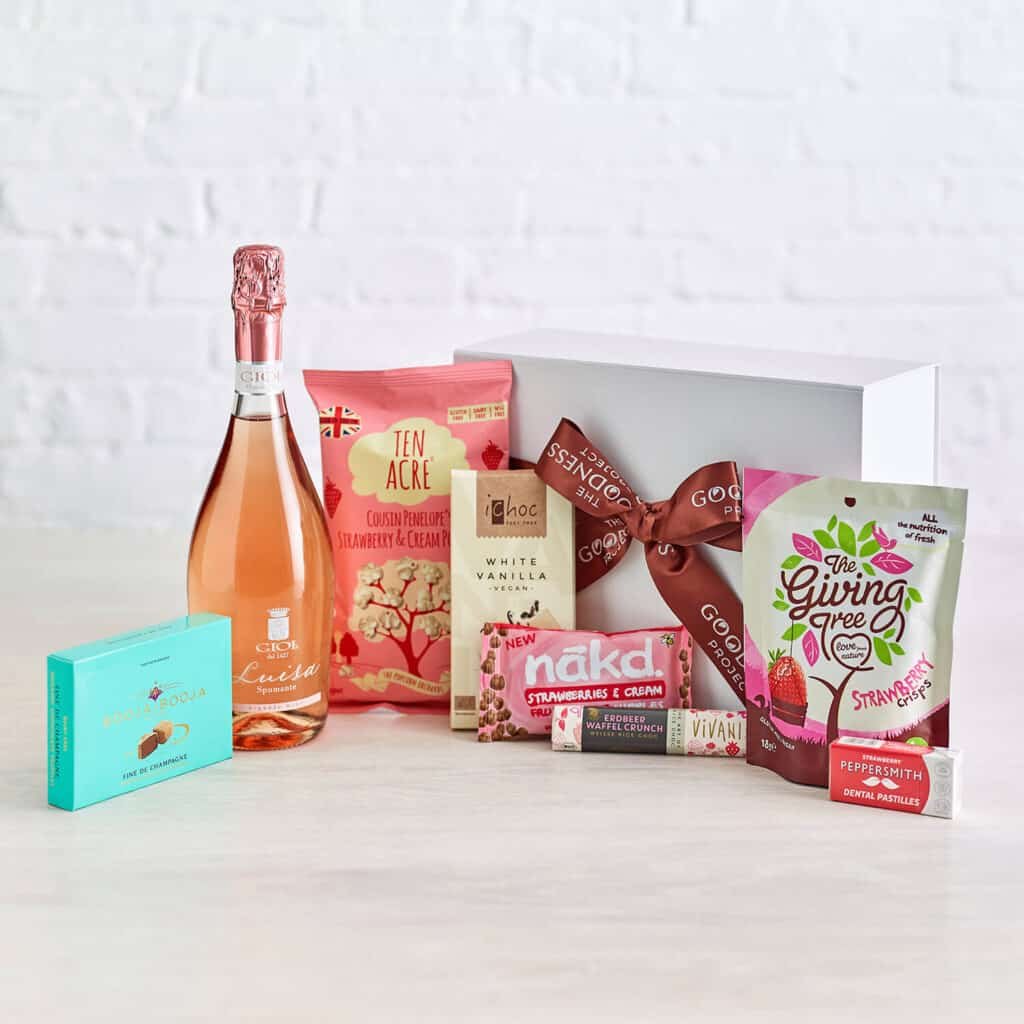 Strawberry Cream Prosecco Hamper